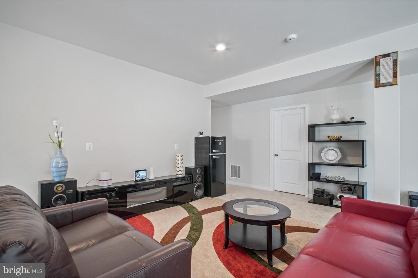 2094 Whithorn Hill photo 47