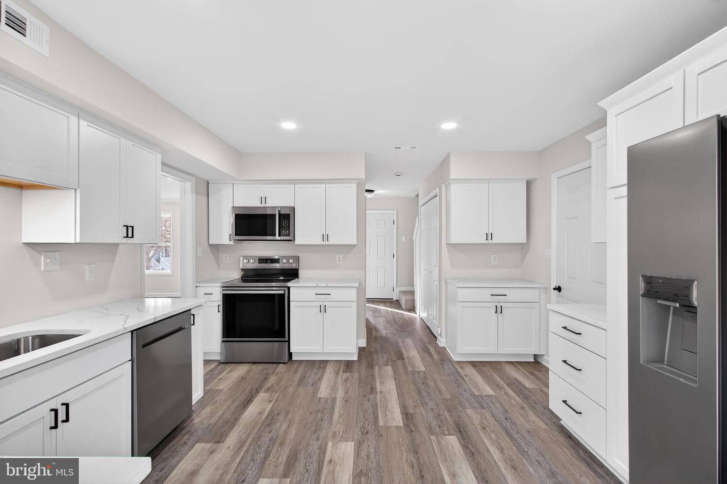 616 Lonetree Court photo 10