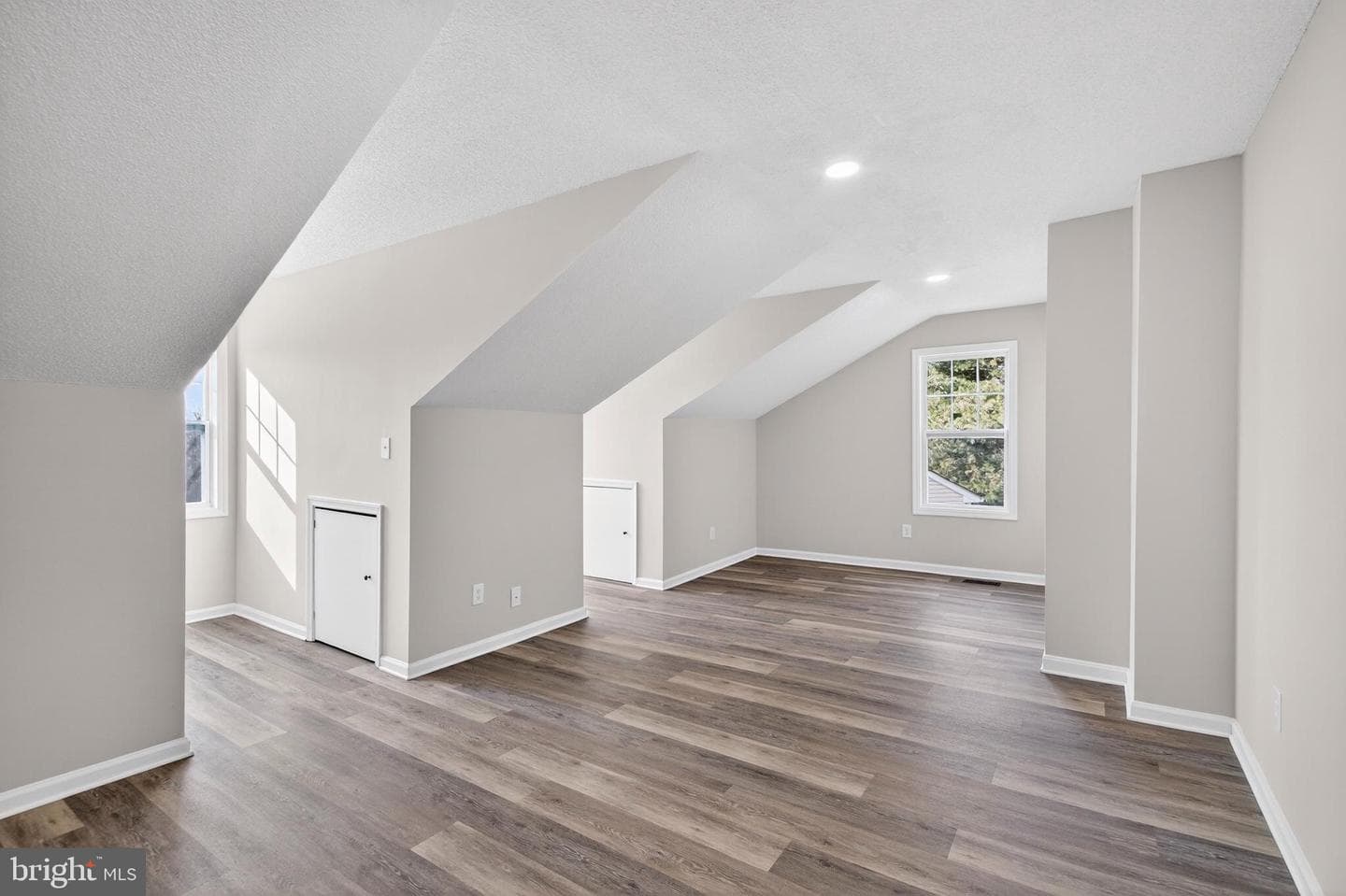 616 Lonetree Court photo 24