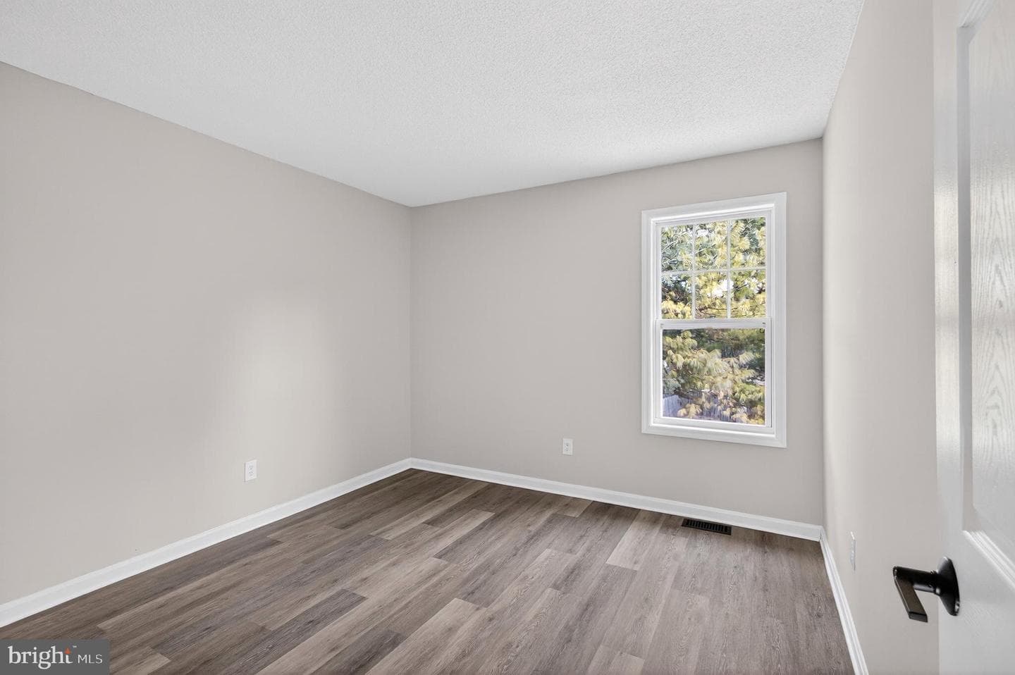 616 Lonetree Court photo 27