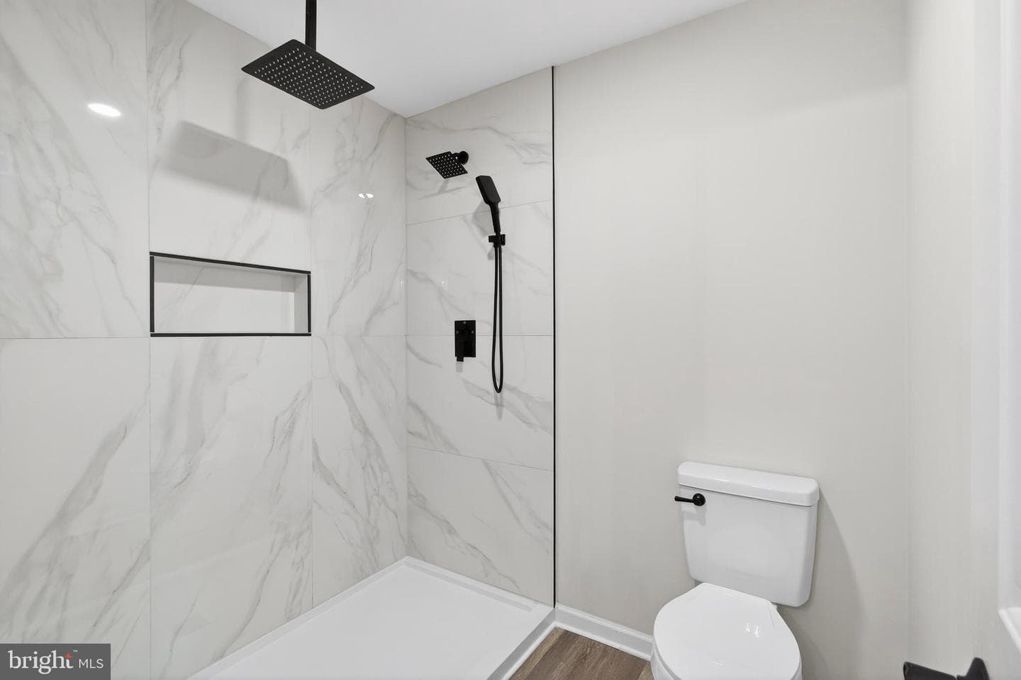 616 Lonetree Court photo 33