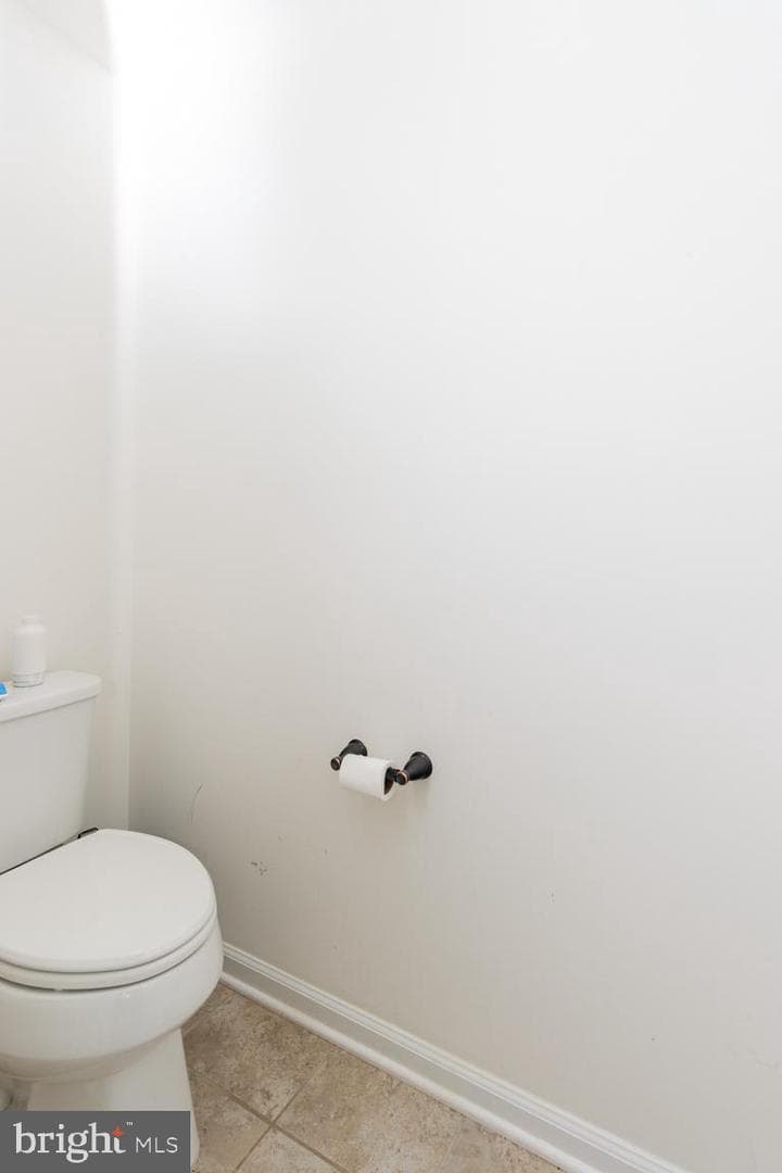 15525 Hillview Court photo 26