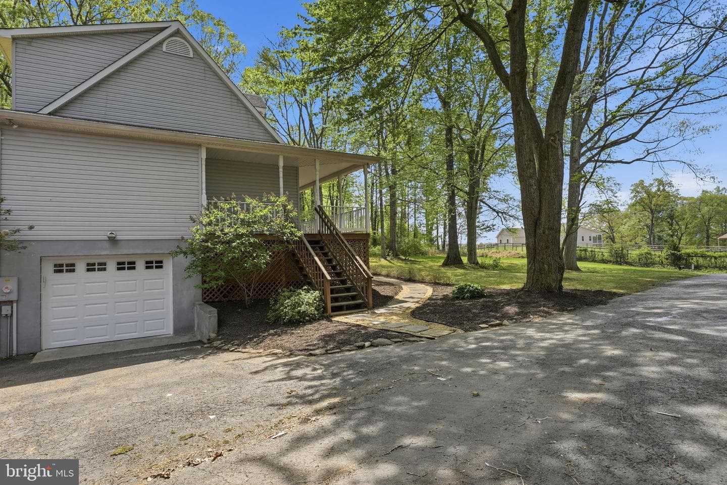 3229 Colvin Road photo 9