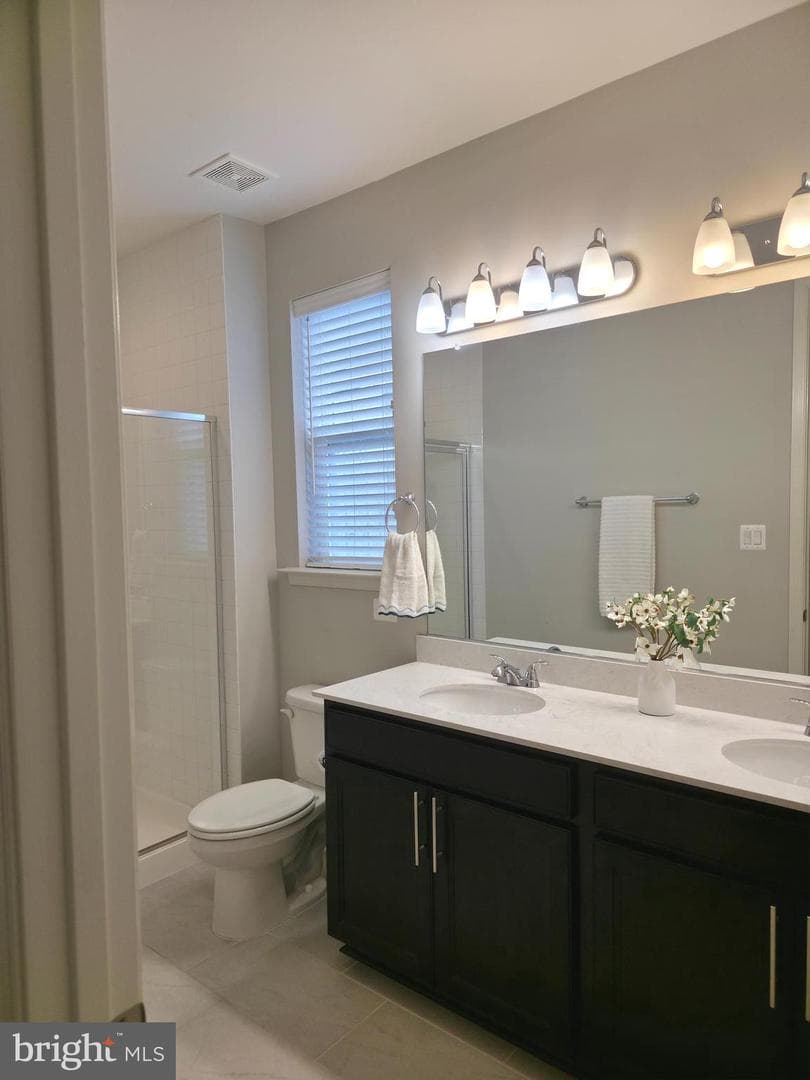 2121 Chestnut Drive photo 8