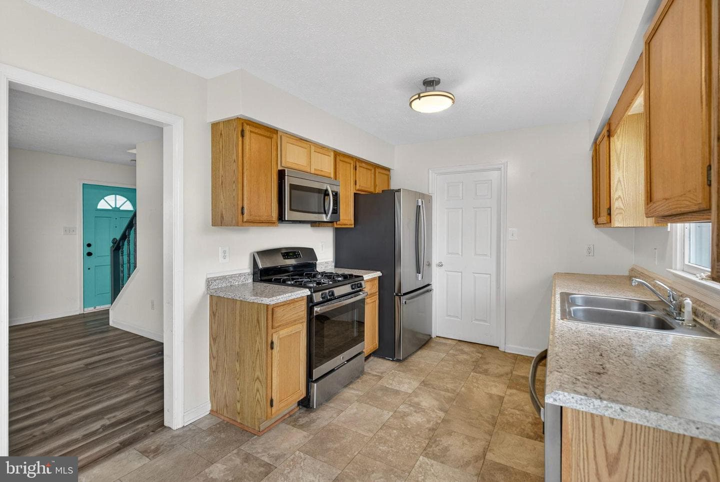 1524 Kestral Court photo 13
