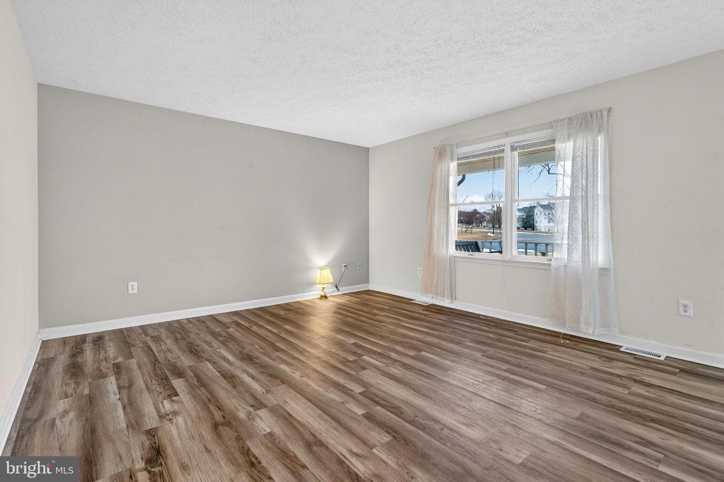 1524 Kestral Court photo 9