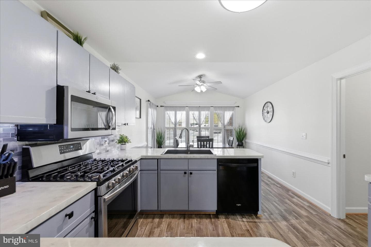 1021 Ridgemere Ln photo 8