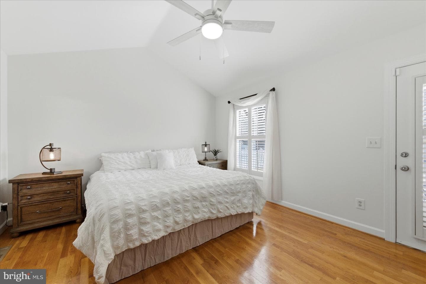 1021 Ridgemere Ln photo 9