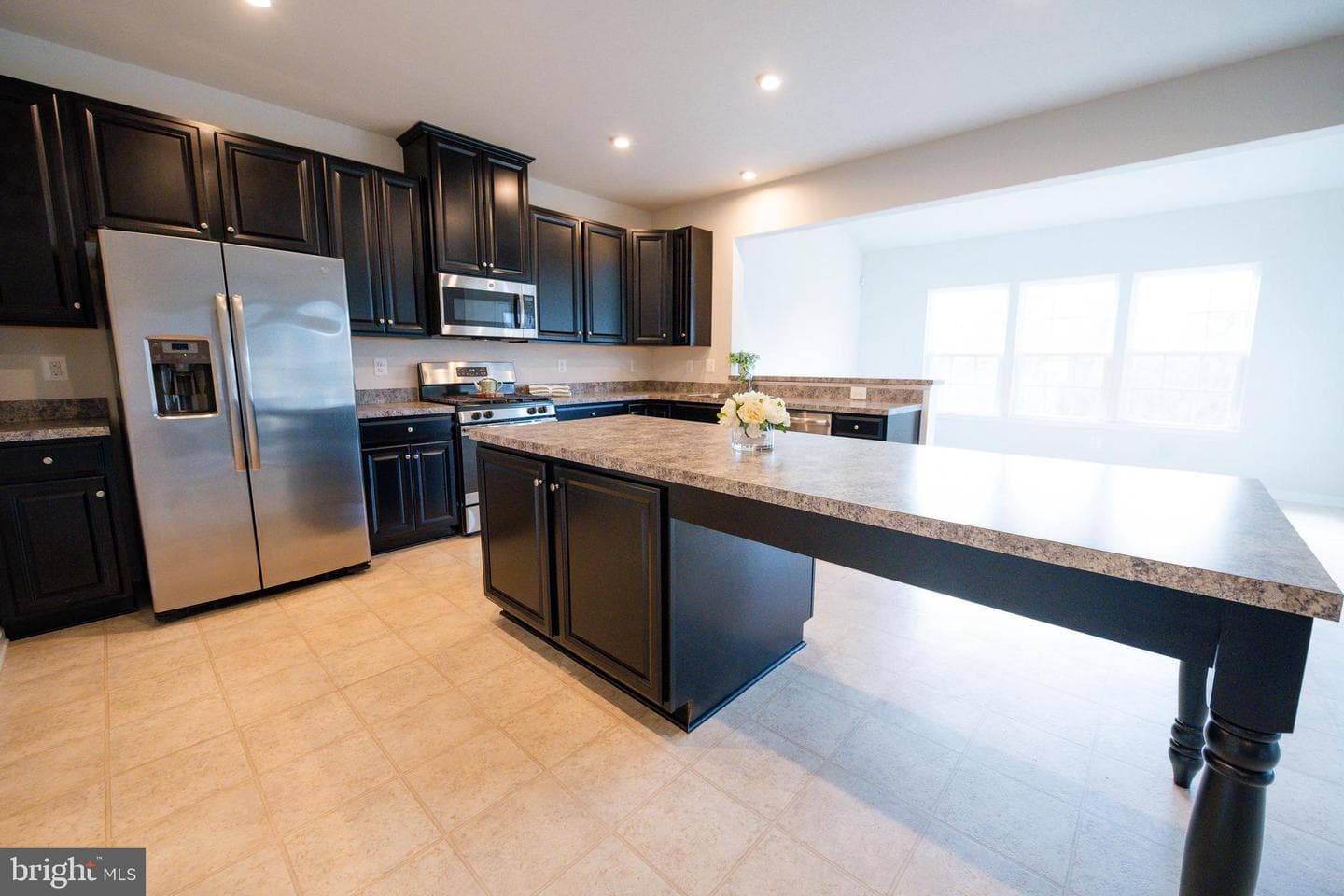 14217 Belle Avenue photo 13