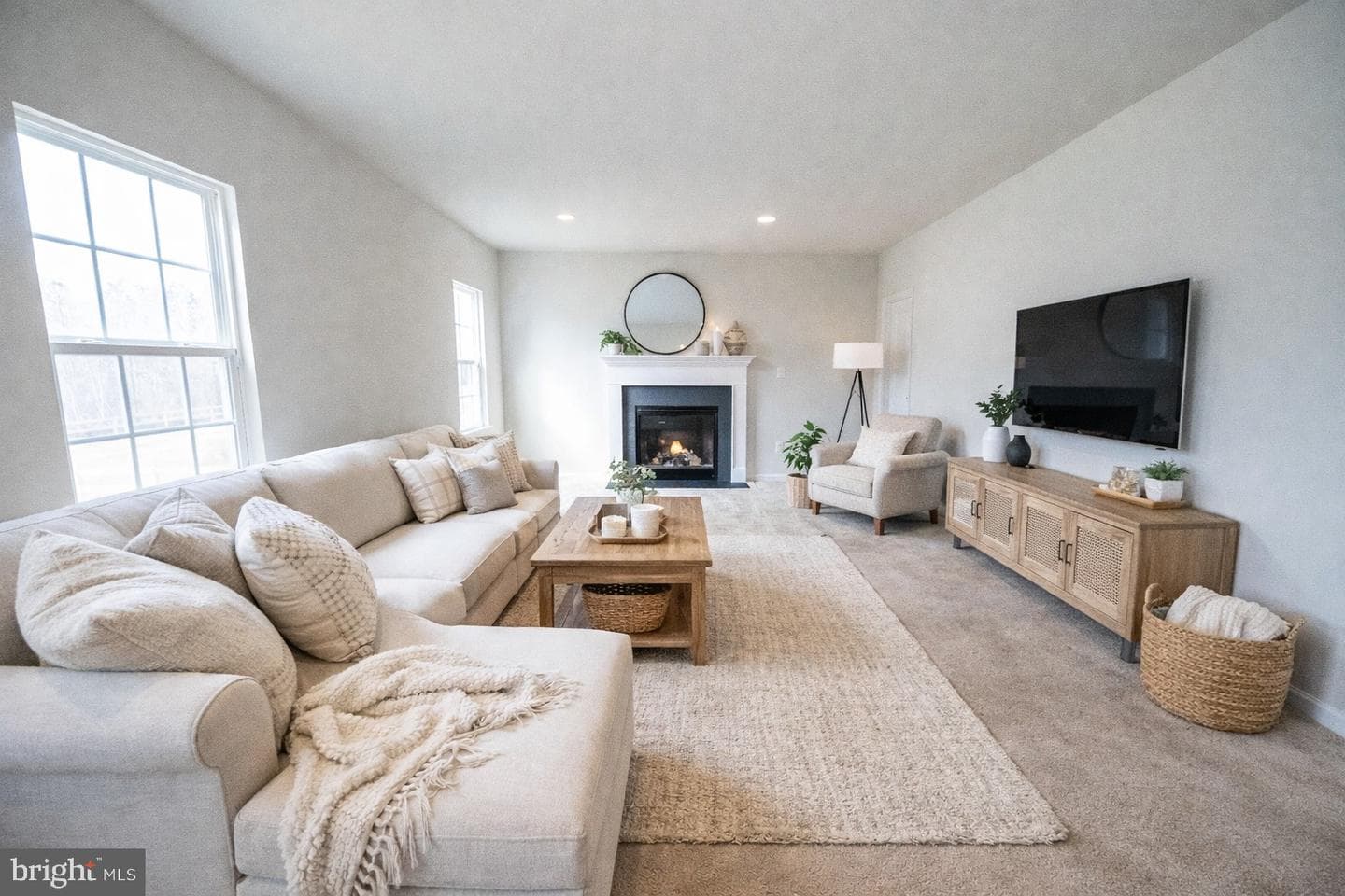 14217 Belle Avenue photo 16