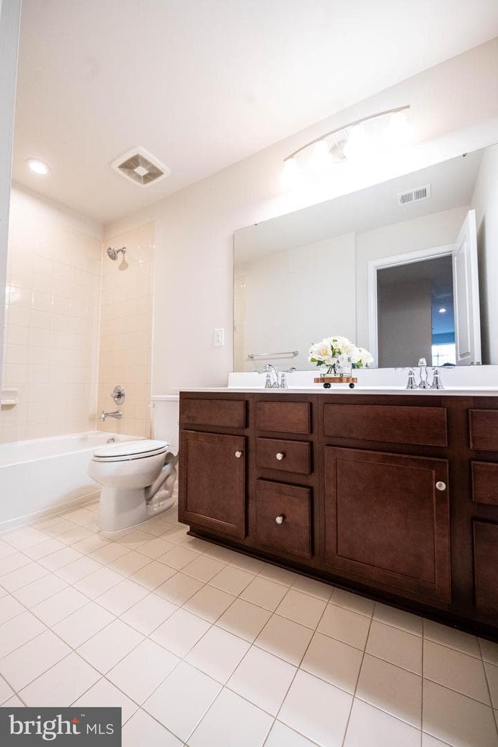 14217 Belle Avenue photo 26