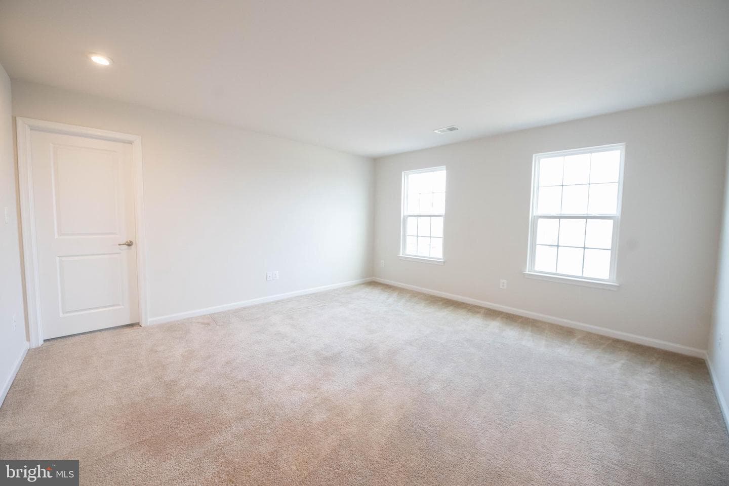 14217 Belle Avenue photo 29