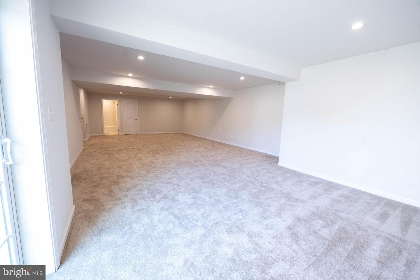 14217 Belle Avenue photo 32