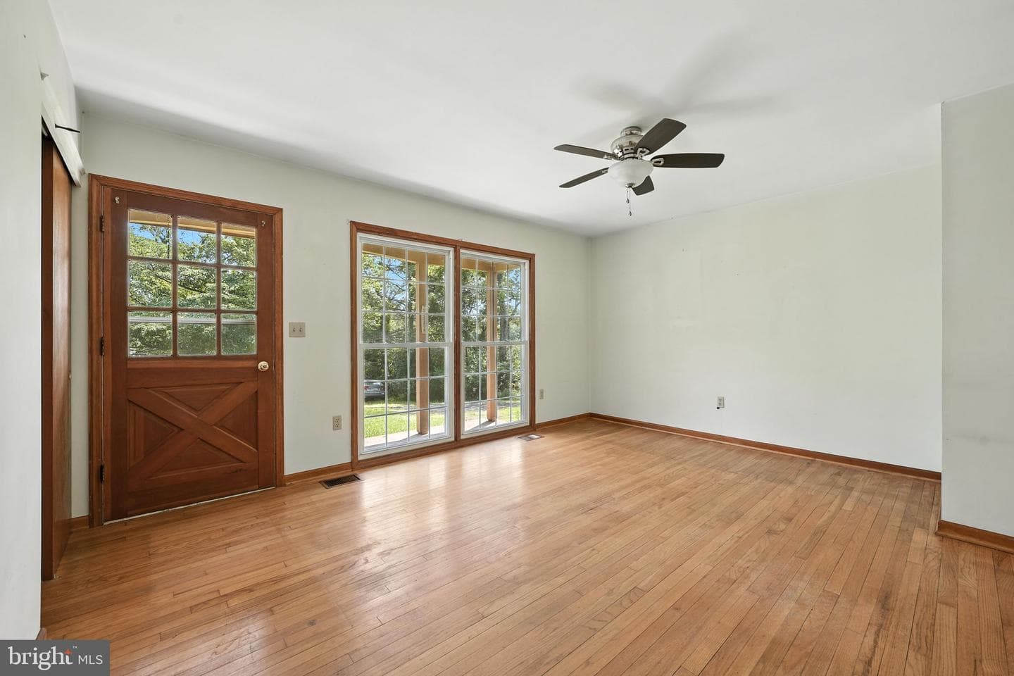18172 Youngs Lane photo 11
