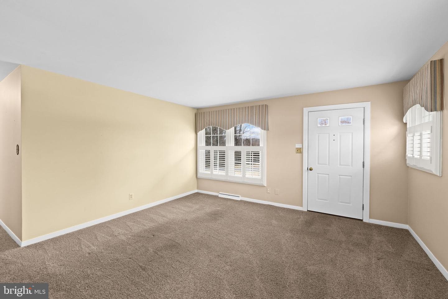 315 Lesco Boulevard photo 8