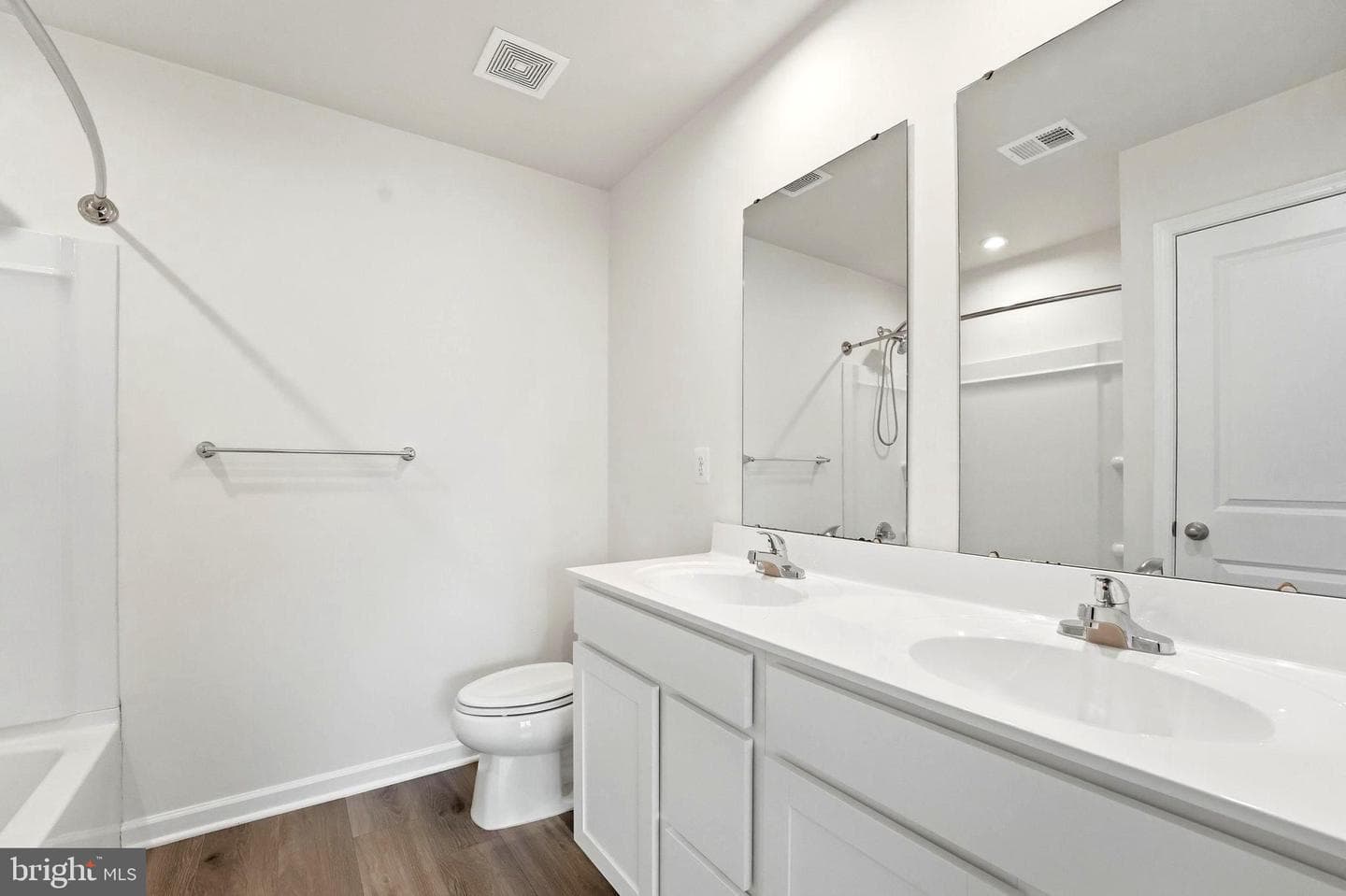 3061 Silver Birch Lane photo 35