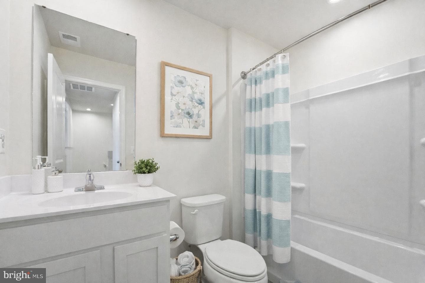 3061 Silver Birch Lane photo 7
