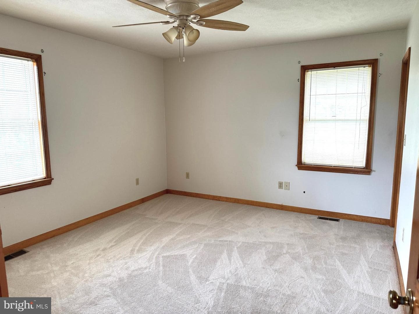 17257 Gore Lane photo 17