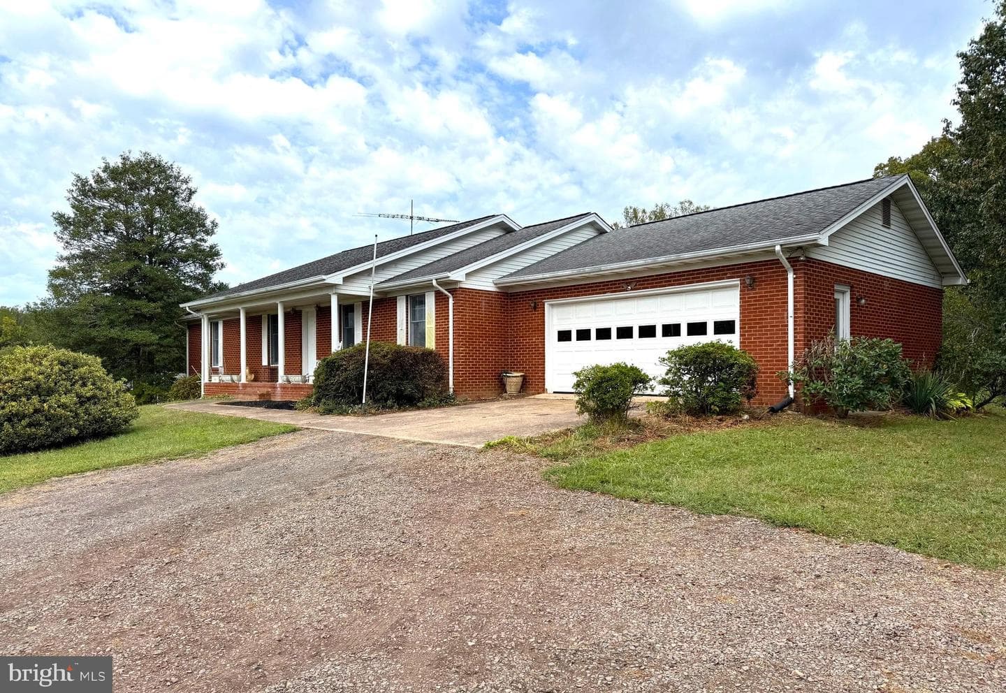 17257 Gore Lane photo 2