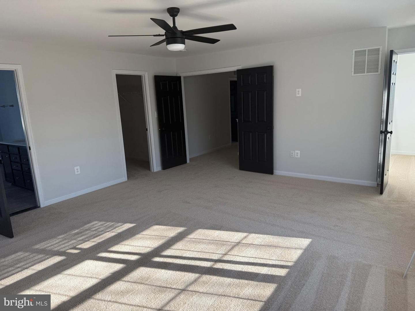 667 Pelhams Reach Drive photo 25