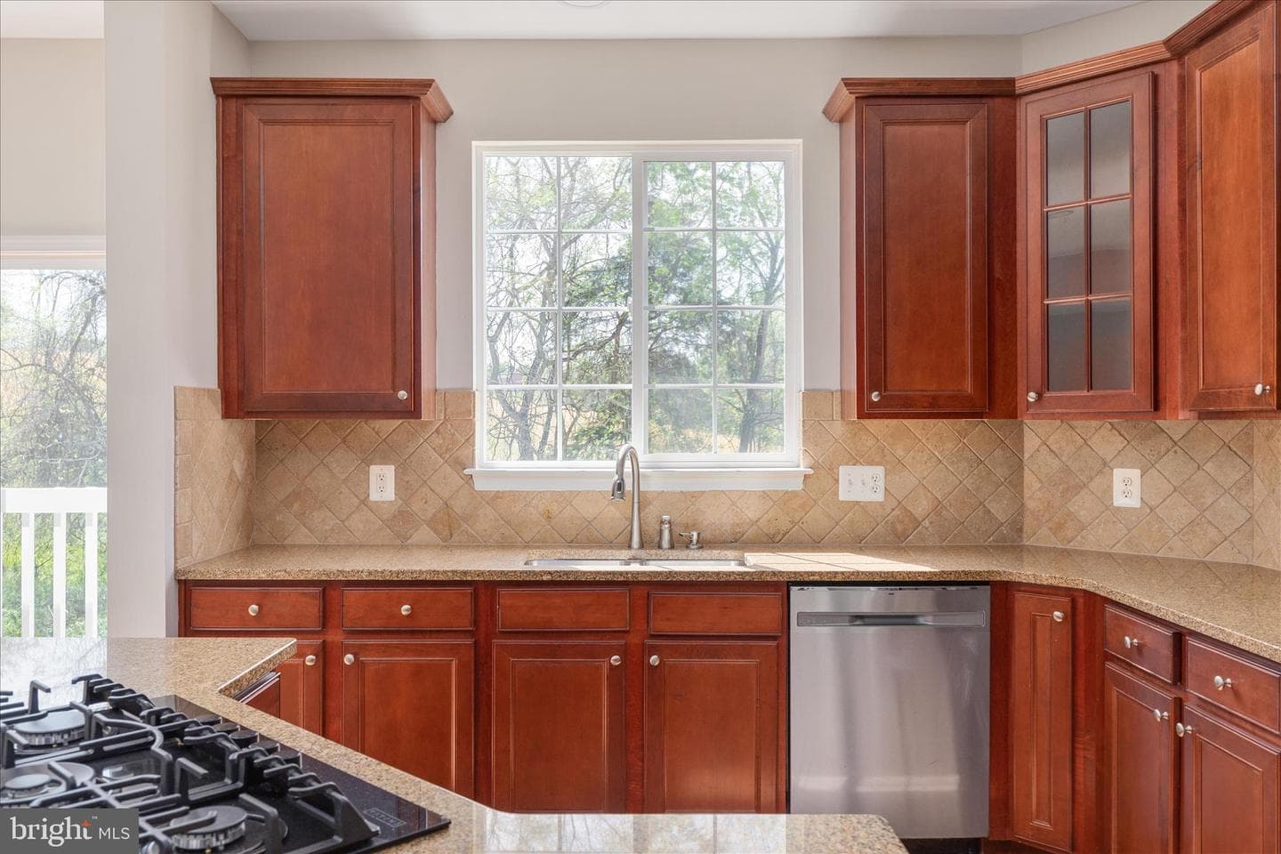 813 Kingsbrook Road photo 18