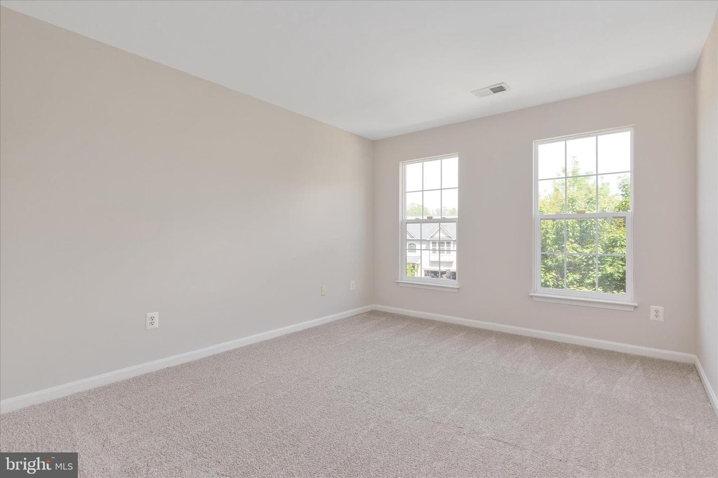 813 Kingsbrook Road photo 29