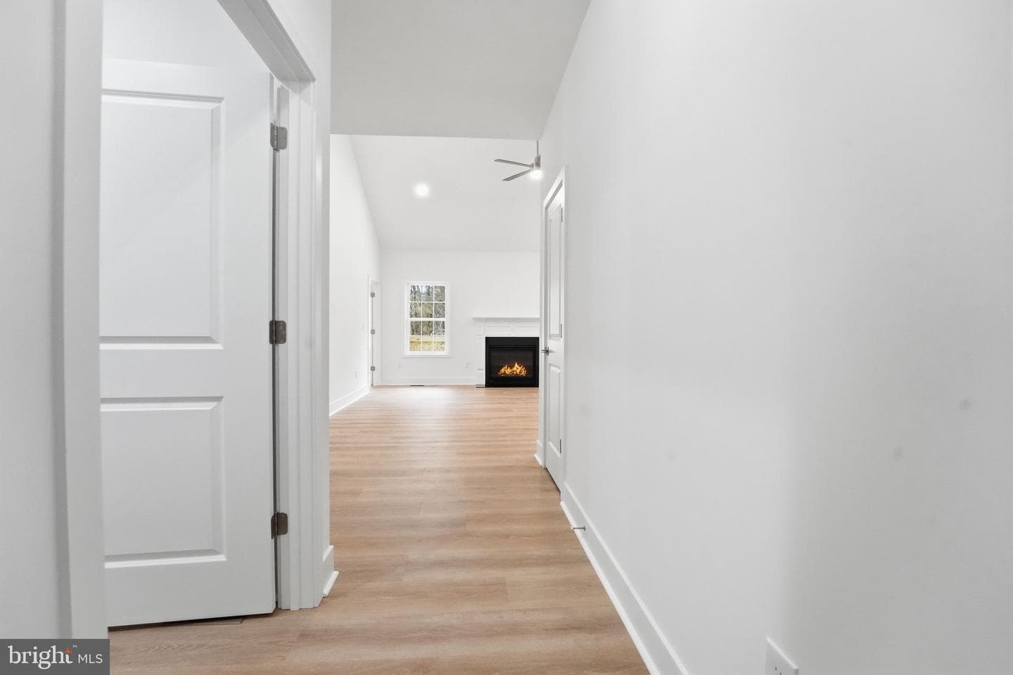 14284 Yates Crossing photo 2