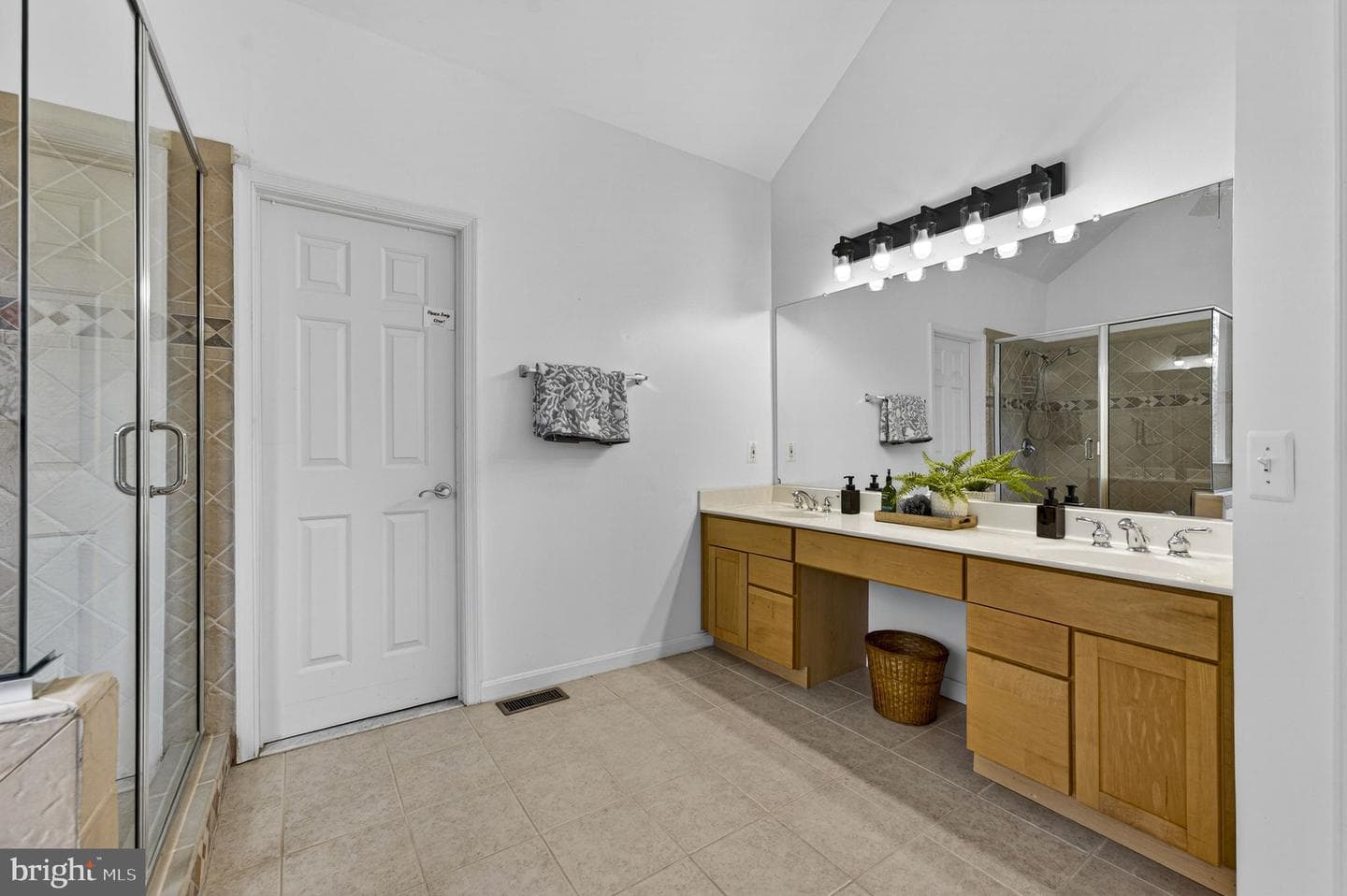 16199 Covey Circle photo 38