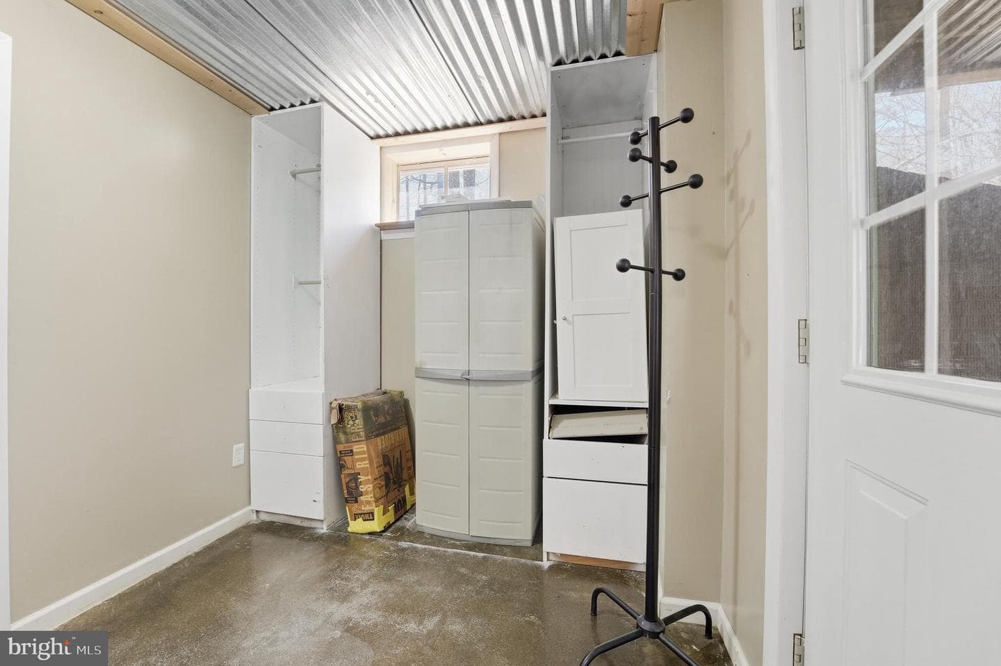 6052 Bilal Court photo 34