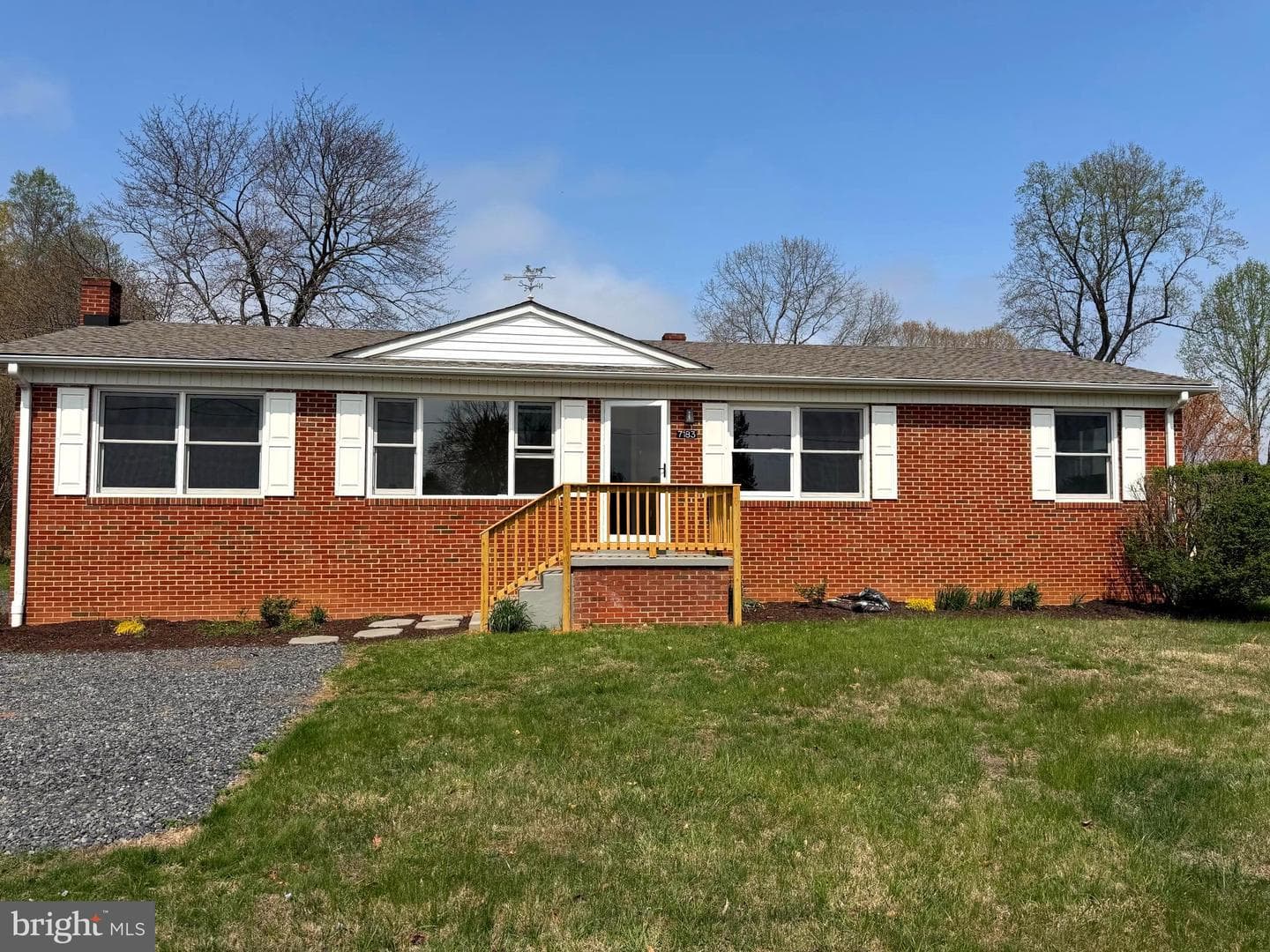 7183 Oak Drive, Reva