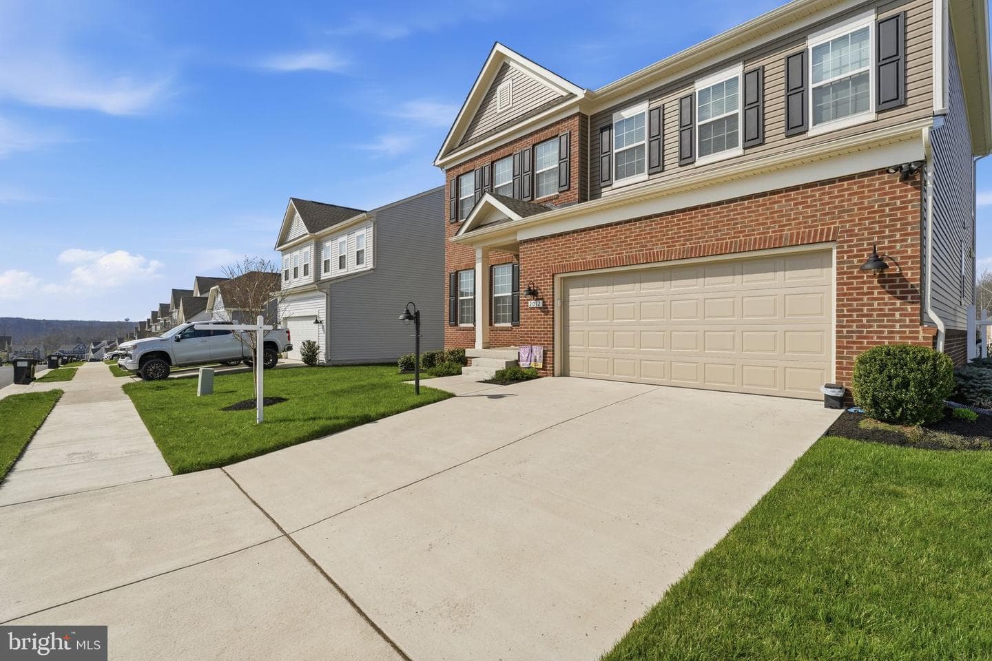 2012 Armstrong Terrace photo 2