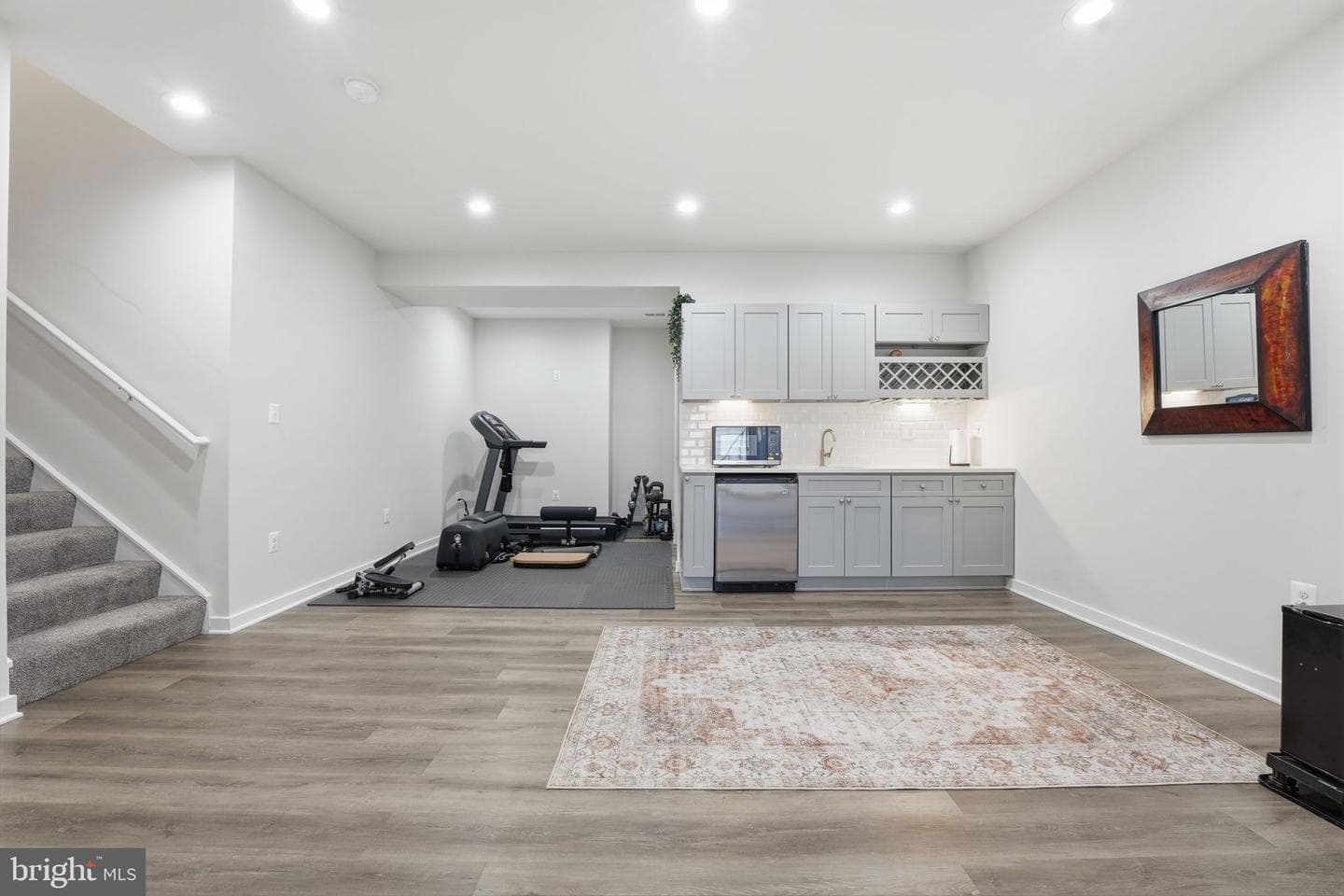 2012 Armstrong Terrace photo 29