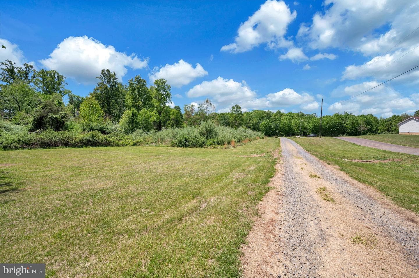 15025 Woodland Church Road photo 2