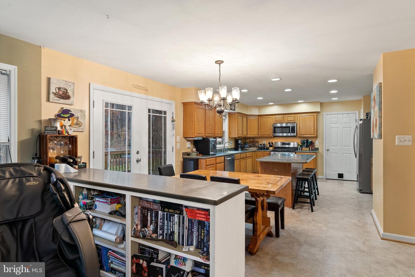 19388 Manor Dr photo 24