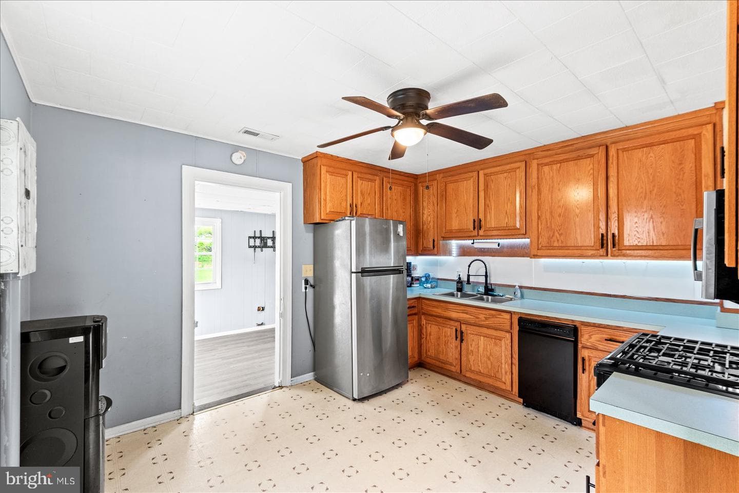 15080 General Ap Hill Avenue photo 10