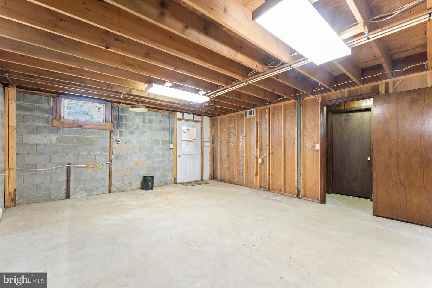 13349 Brock Lane photo 50