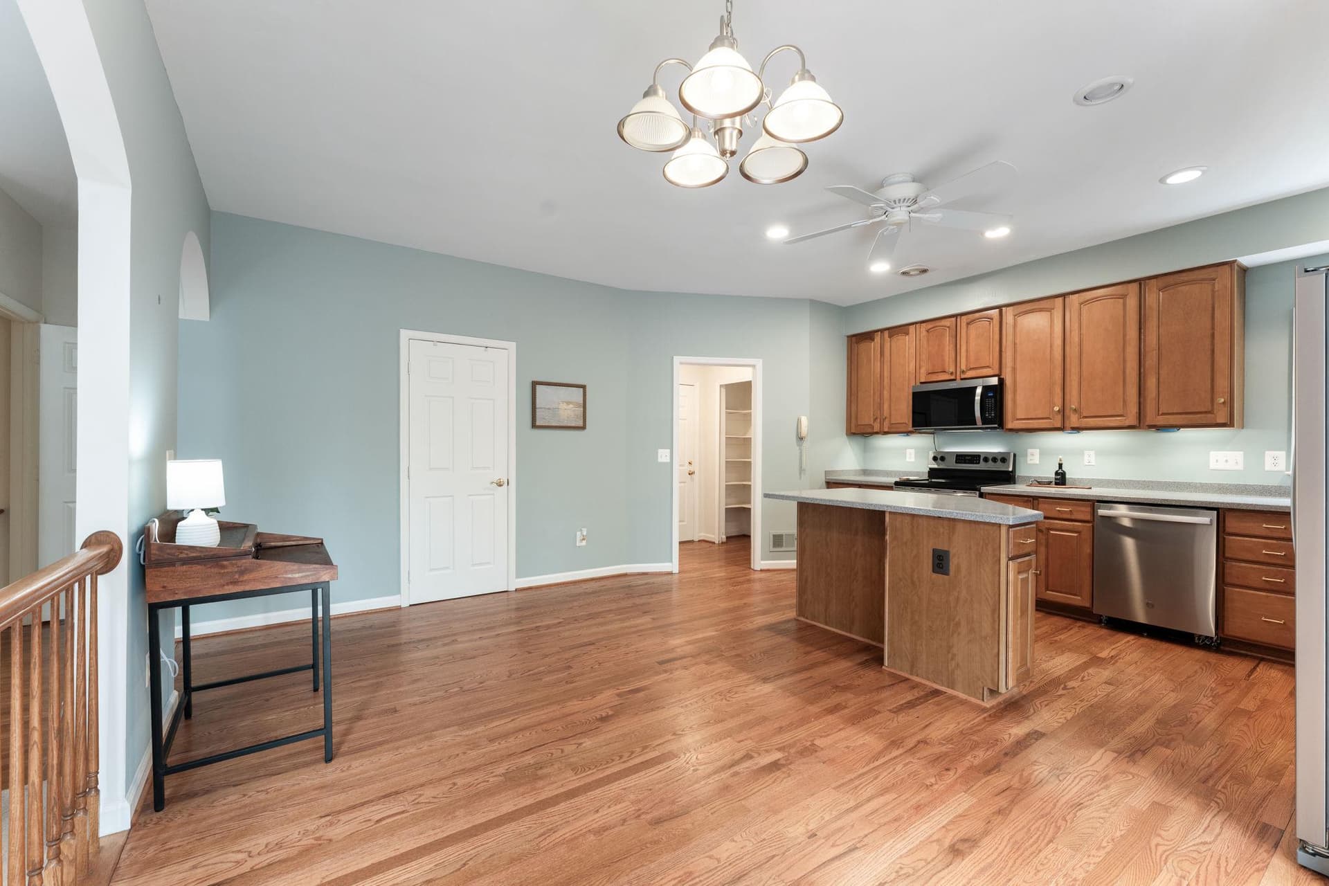 17196 Pepperstock Lane photo 15