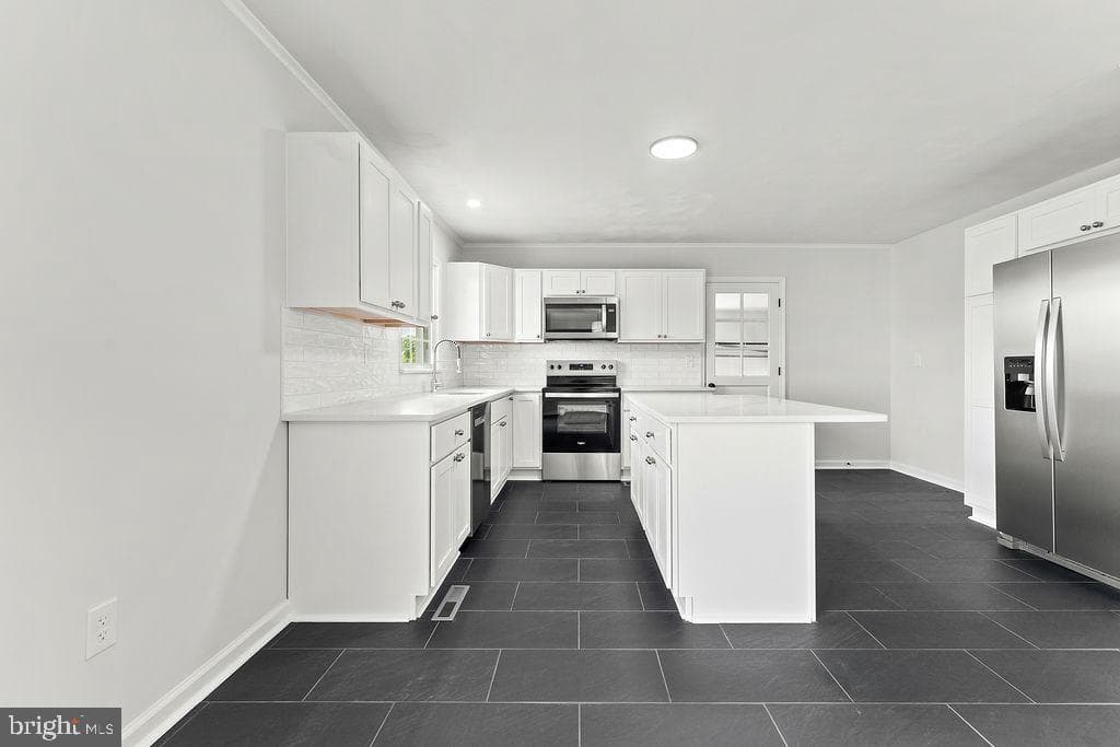 15409 Jonas Road photo 12