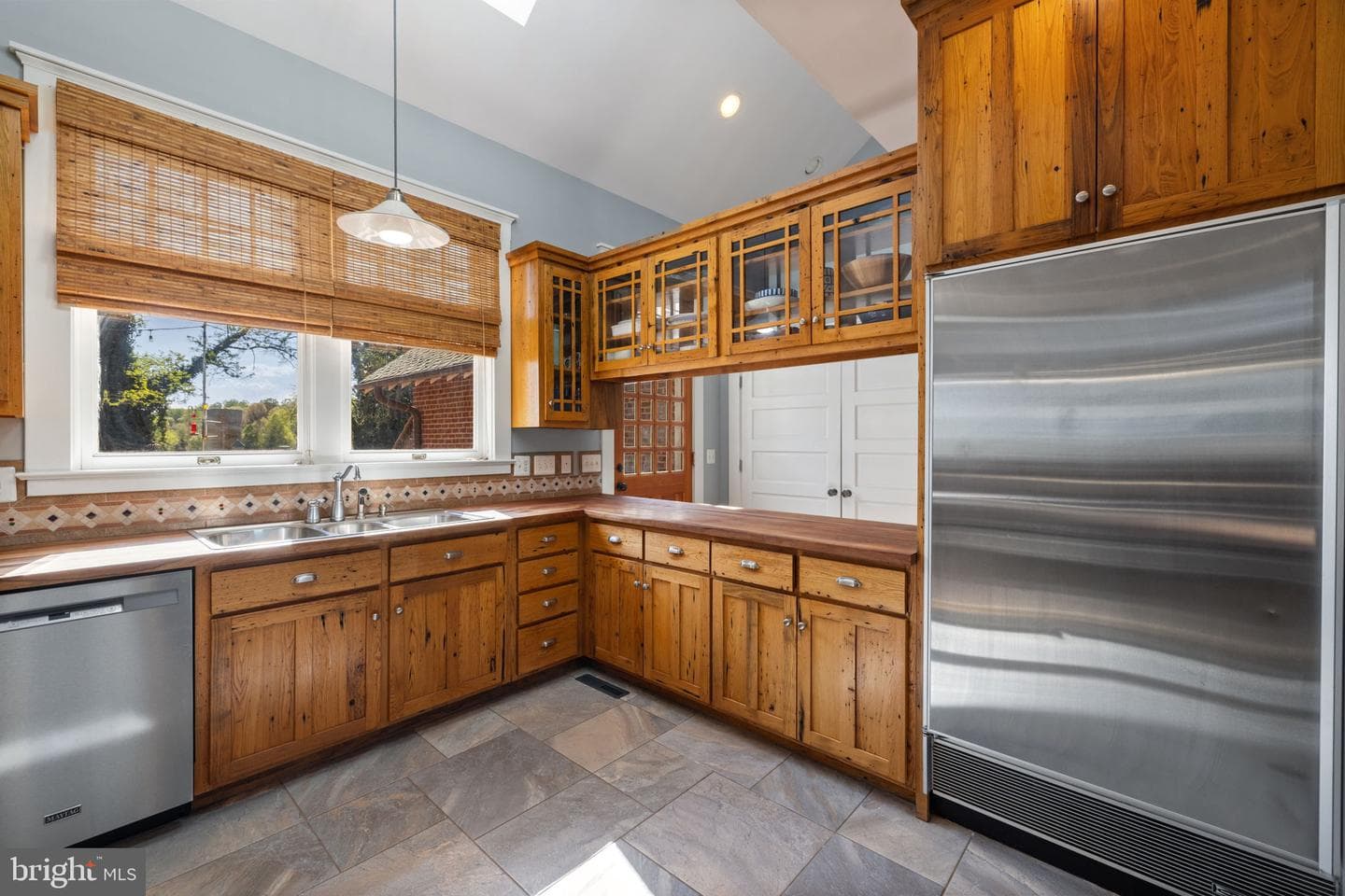 17280 Reid Road photo 37