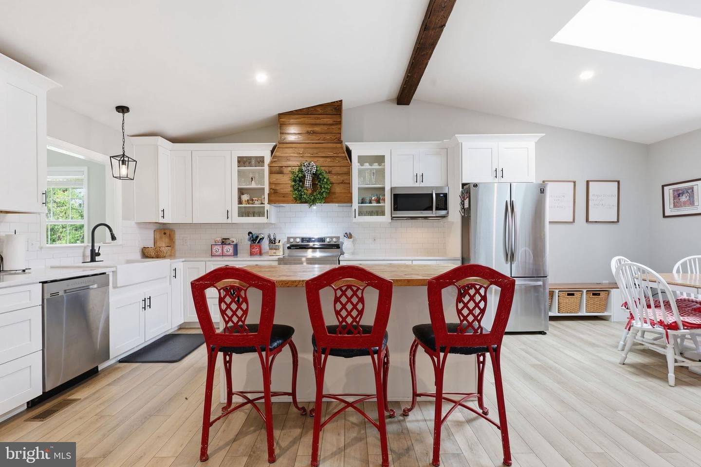 18583 Springs Road photo 10