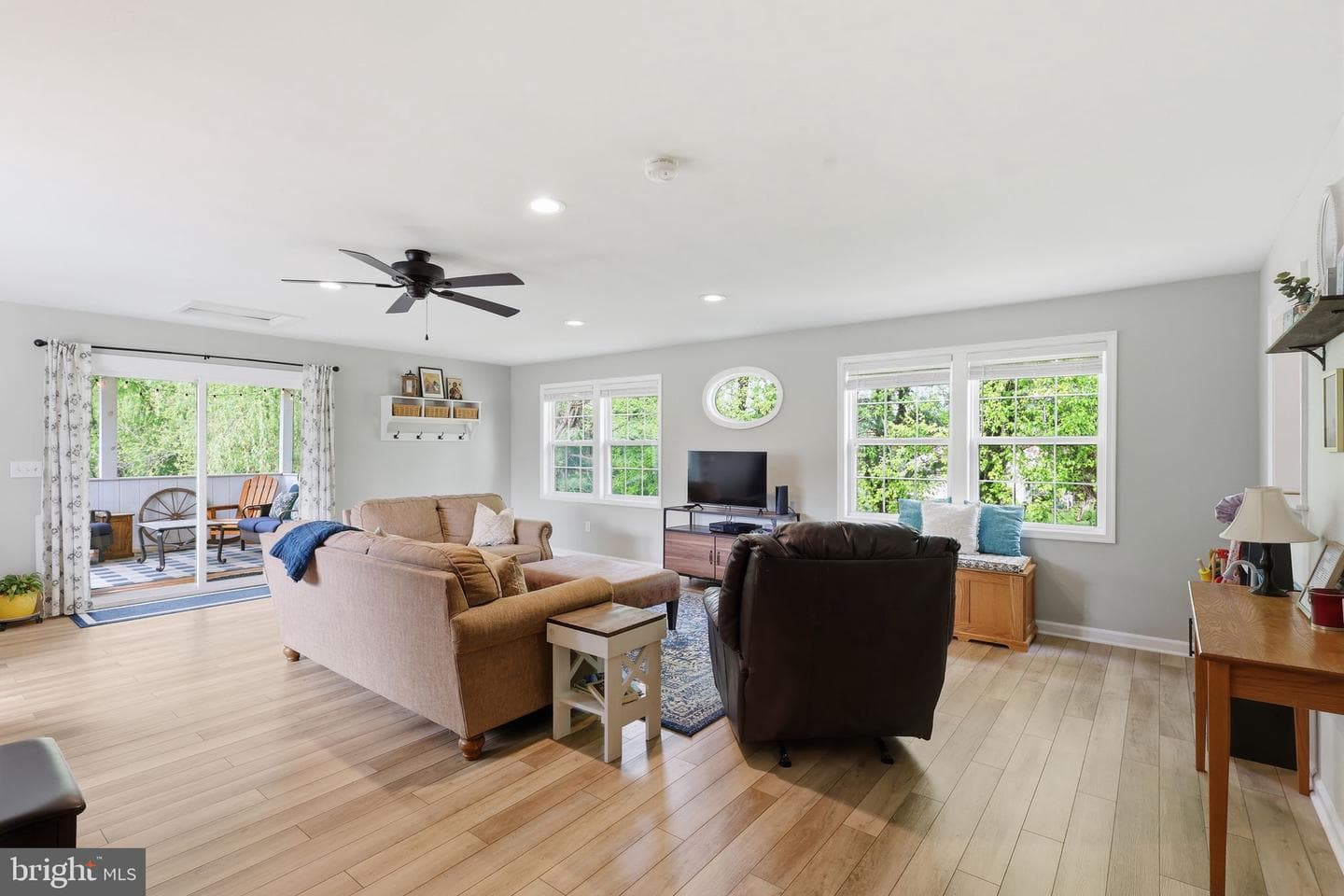18583 Springs Road photo 13