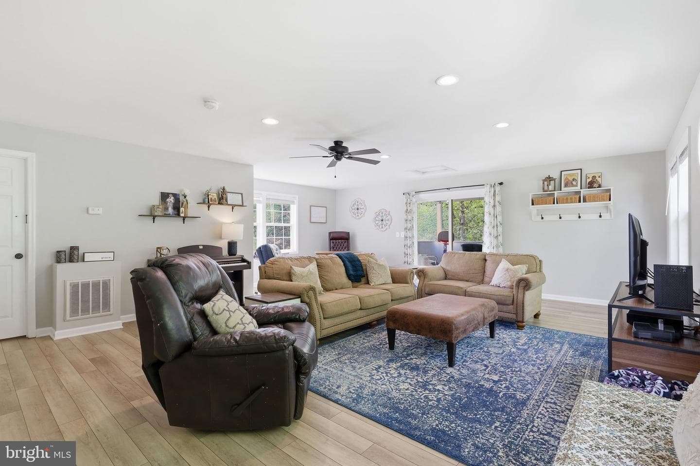 18583 Springs Road photo 15