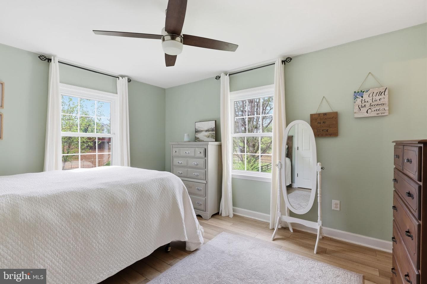 18583 Springs Road photo 17