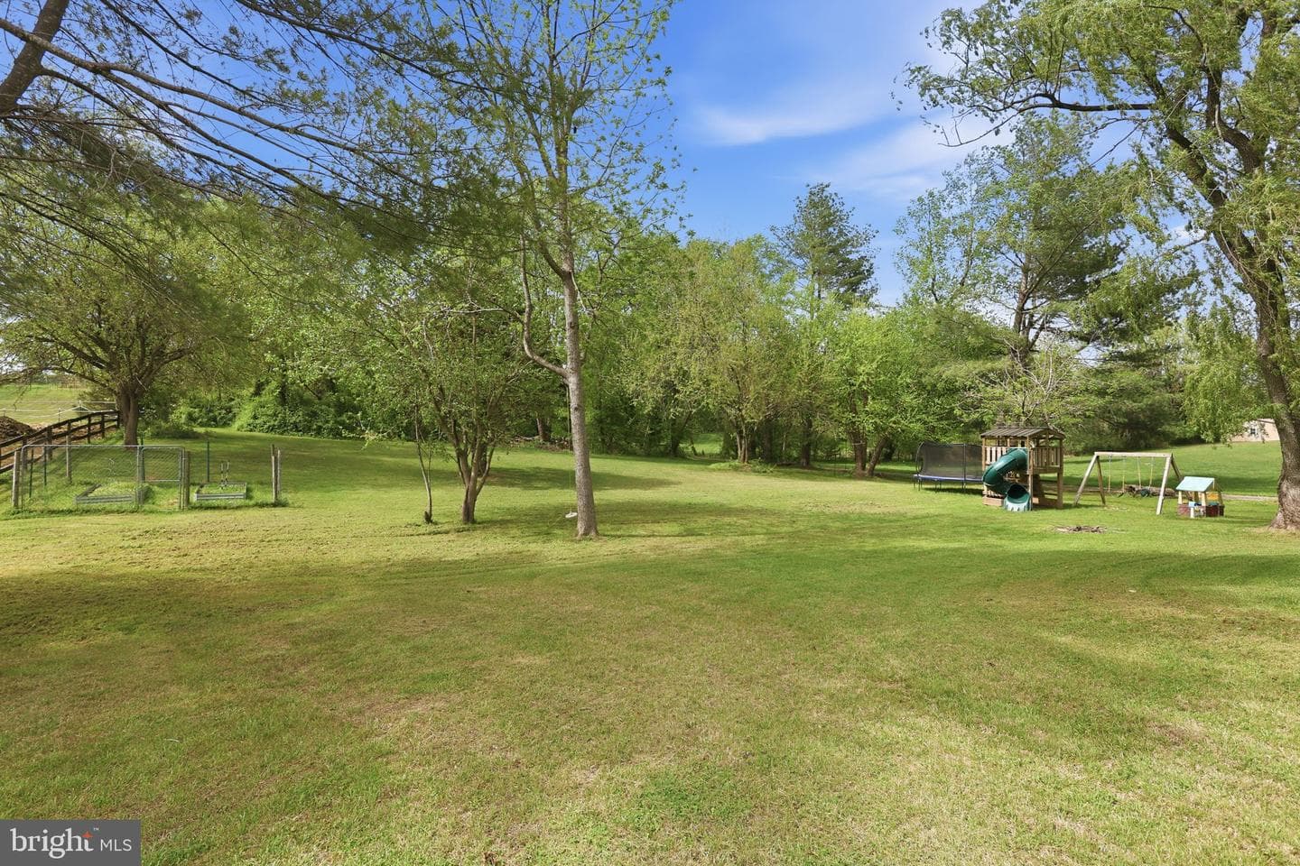 18583 Springs Road photo 32