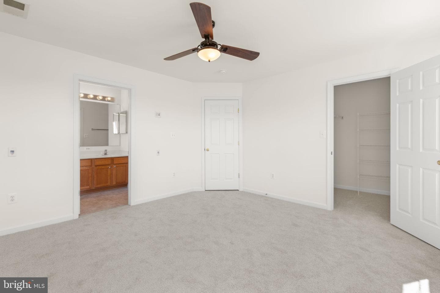 2312 Forsythia Drive photo 17