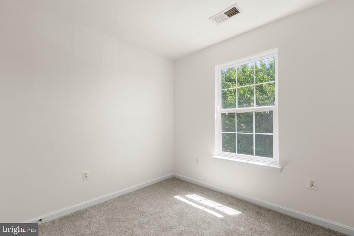 2312 Forsythia Drive photo 25