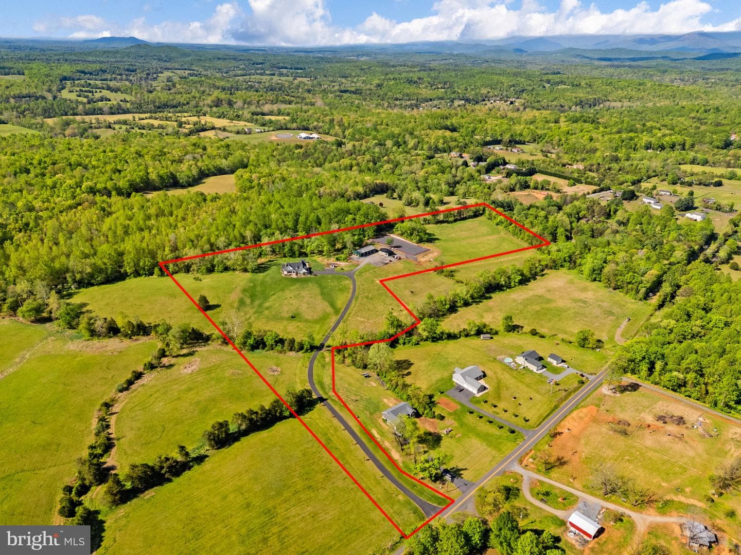 11194 Homeland Rd photo 2
