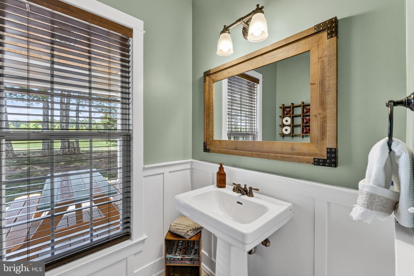 18438 Snaffle Lane photo 17