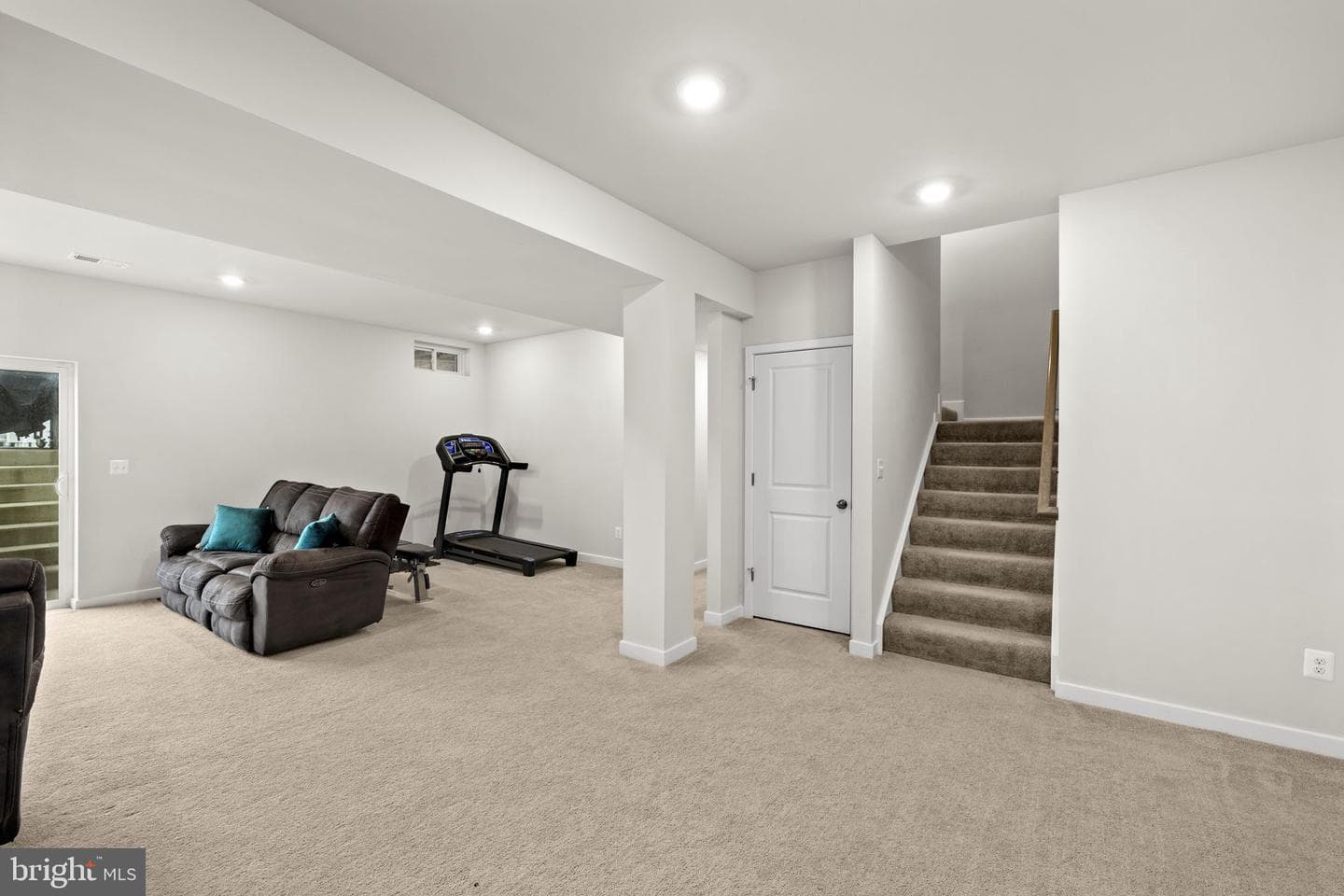 2140 Berwick Dr photo 31
