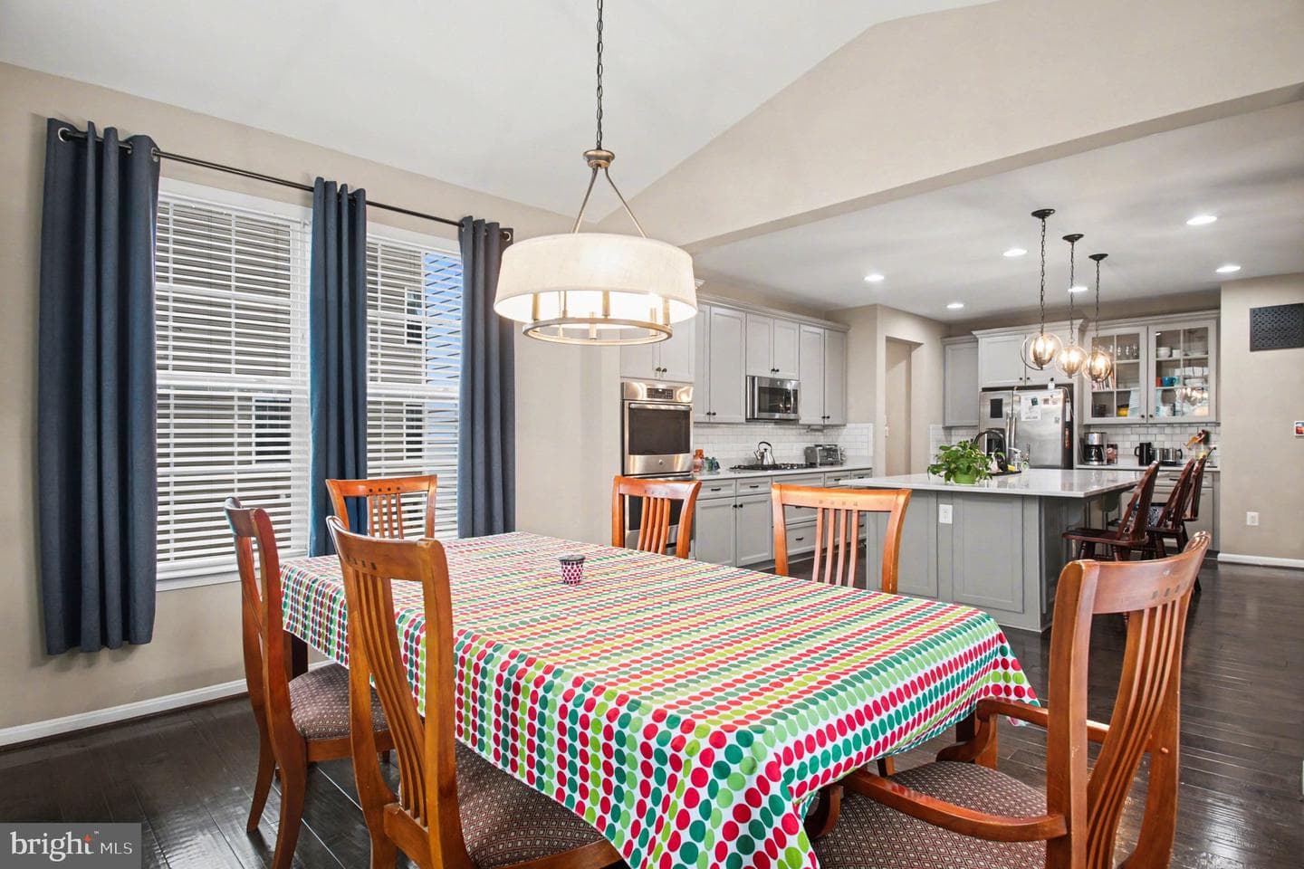702 Kingsbrook photo 16
